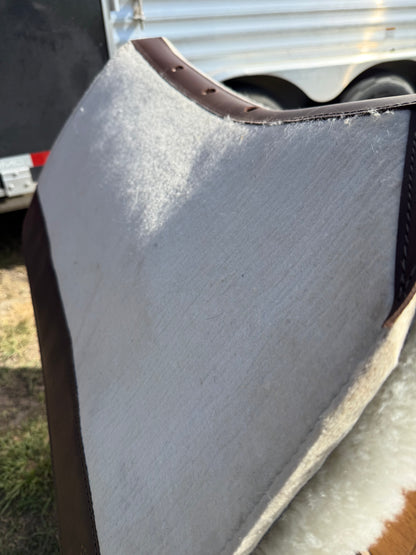 Team Roping Saddle Pad Off White with Brown Leather and 3/4" Fleece