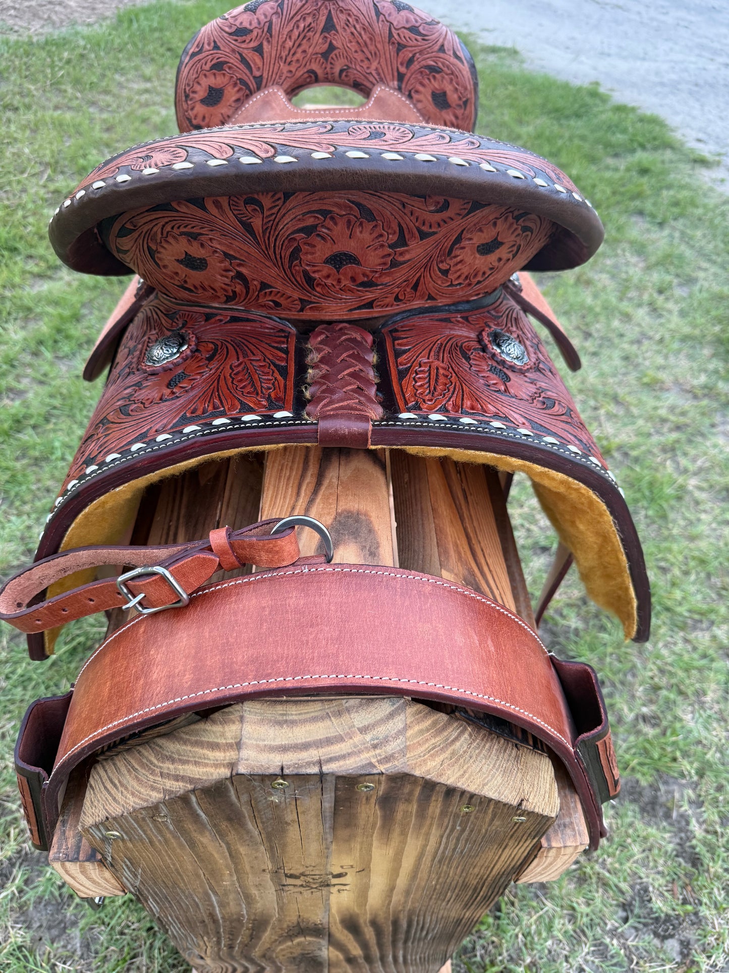 Half Tooled Barrel Saddle with Roughout Seat, Floral Tooling & White Buck Stitching