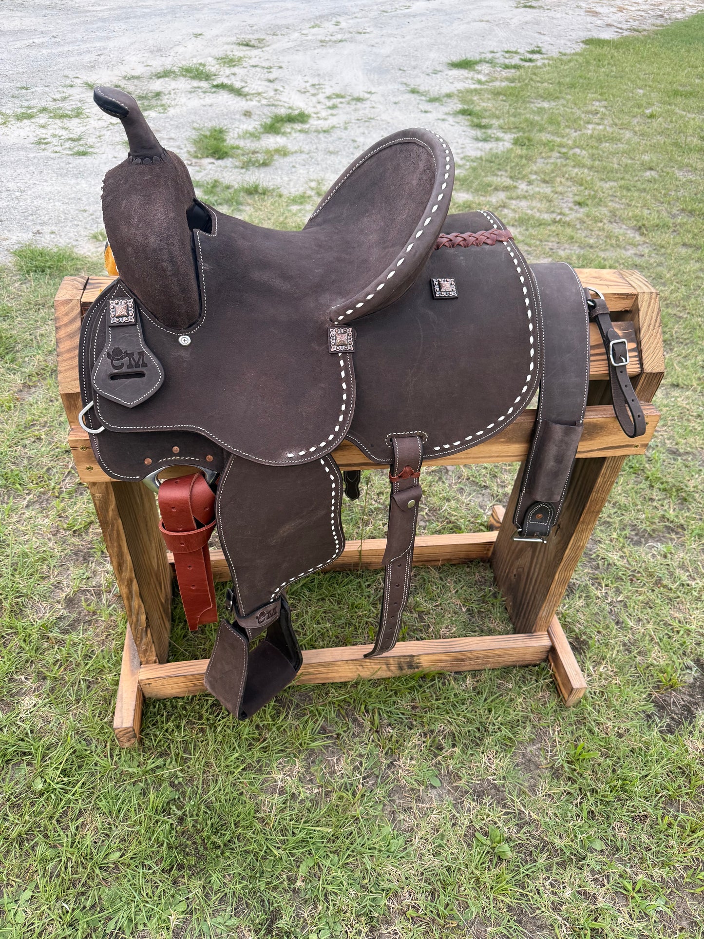 Chocolate Roughout Barrel Racing Saddle with White Buck Stitching & Back Cinch