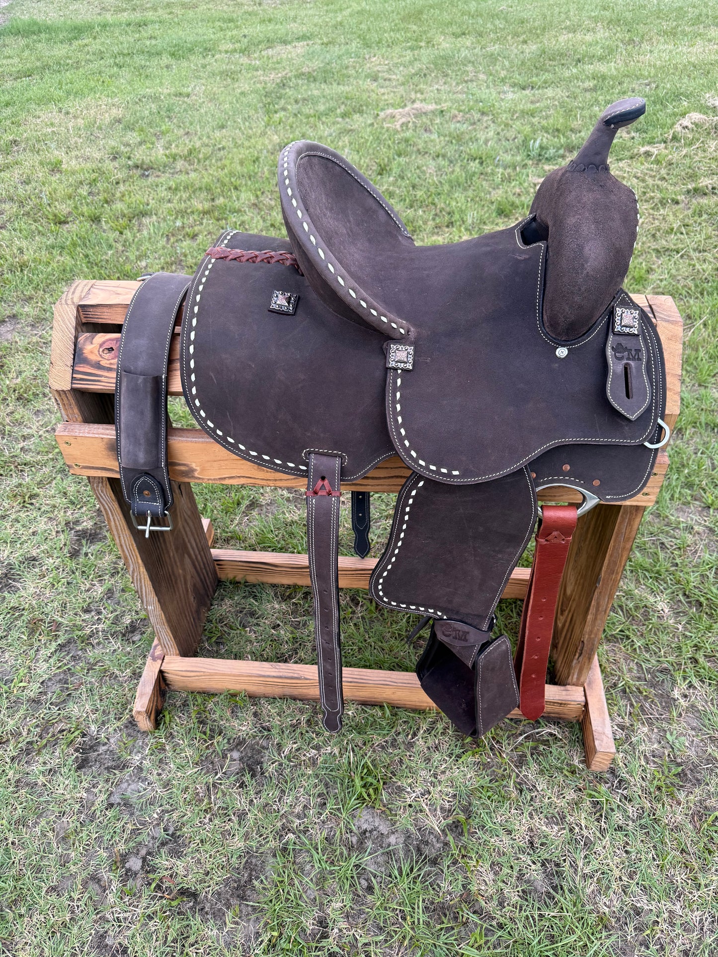 Chocolate Roughout Barrel Racing Saddle with White Buck Stitching & Back Cinch